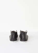 Load image into Gallery viewer, Laceless Sneaker